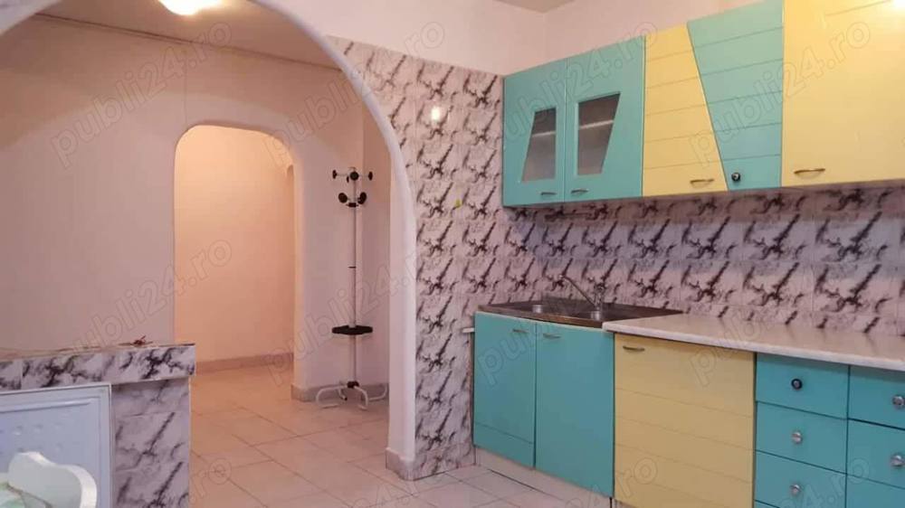  Proprietar, închiriez urgent Apartament 2 camere,zona  Panduri 