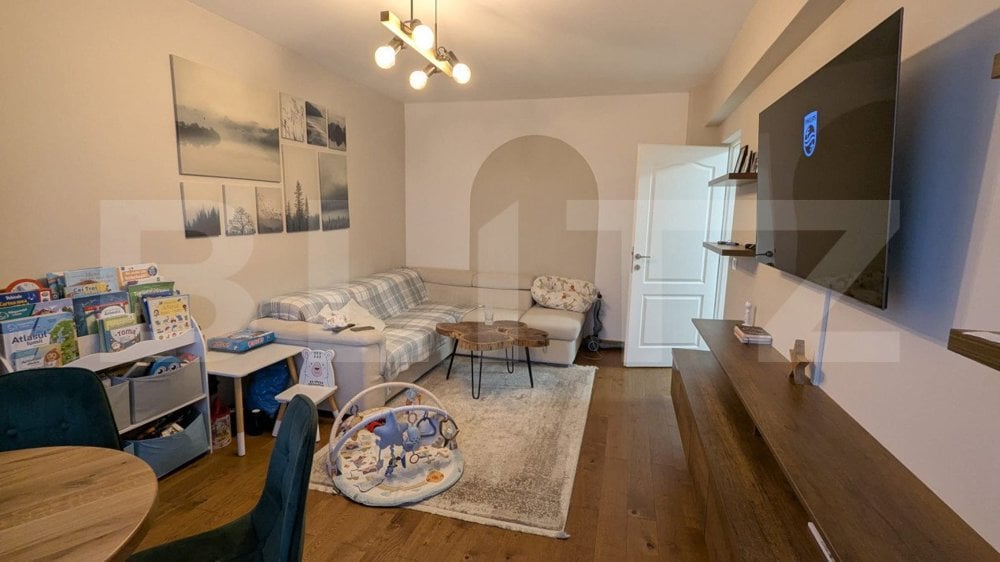 Apartament decomandat cu 2 camere, 47 mp, zona Galata