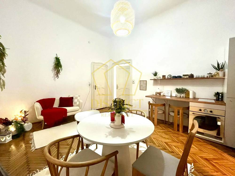 Apartament deosebit cu 3 camere | Piata Victoriei