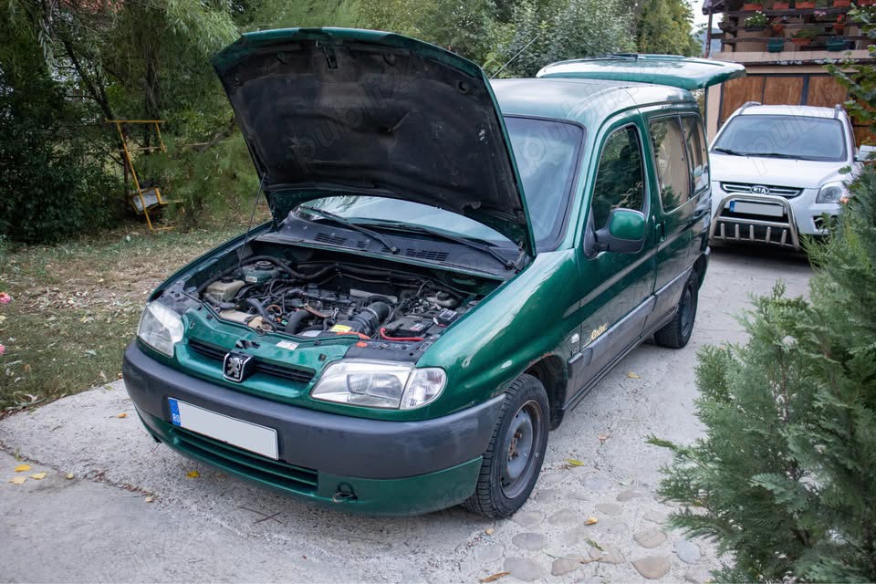DEZMEMBREZ Peugeot Partner 2.0 Hdi 2001 (Cod Motor - RHY)
