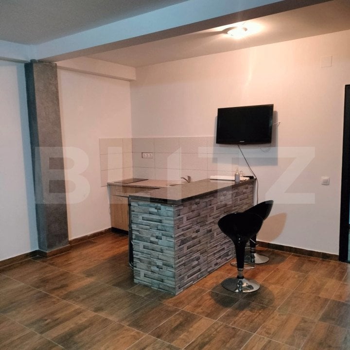 Apartament cu 2 garsoniere, 90 mp, ideal pentru investitie, zona Semicentral 