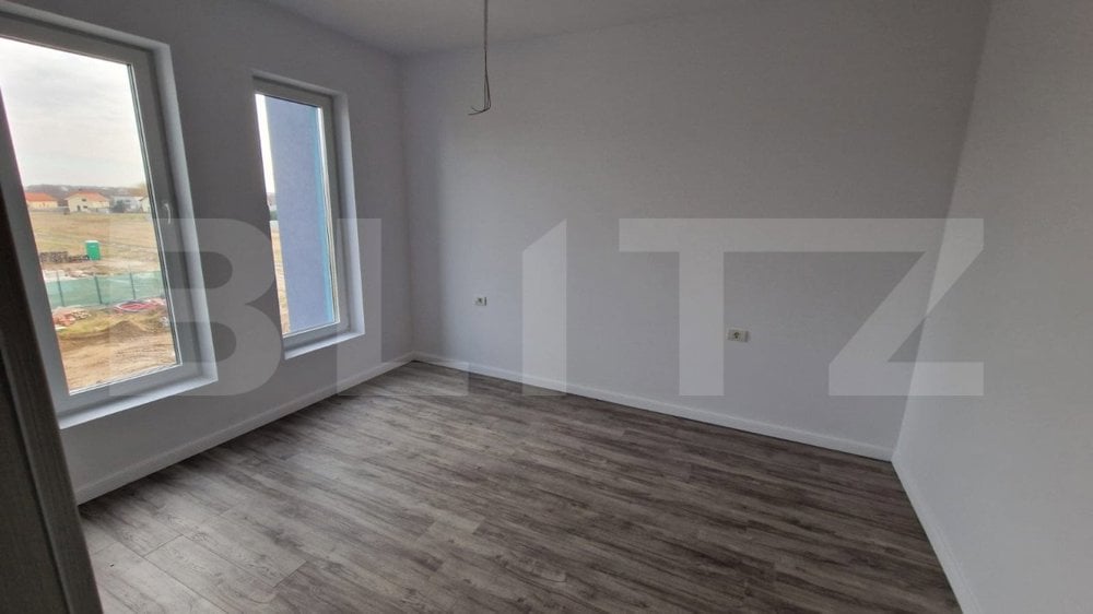 Apartament 2 camere, 56 mp + gradina  decomandat, Giroc