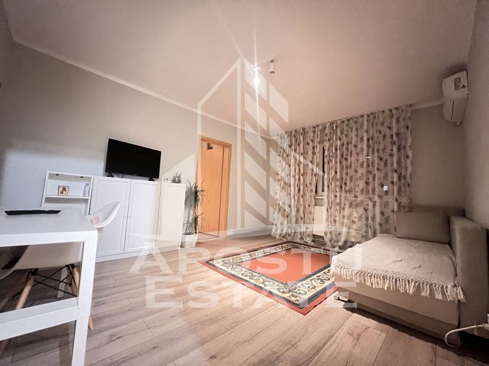 Apartament cu 2 camere, centrala proprie, etajul 2, zona Sagului