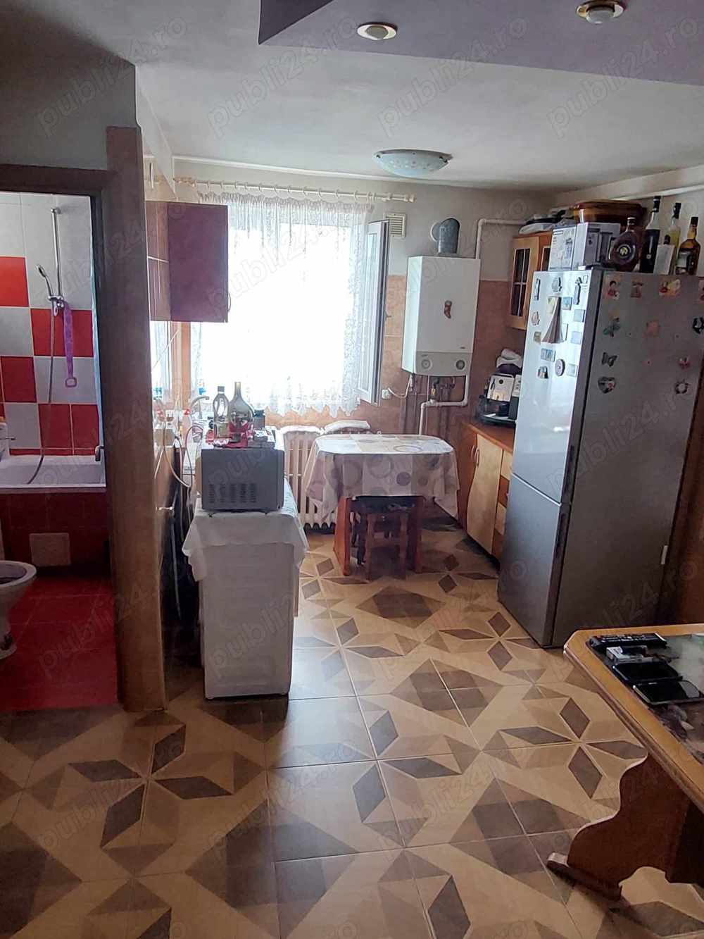 Vând apartament sau schimb