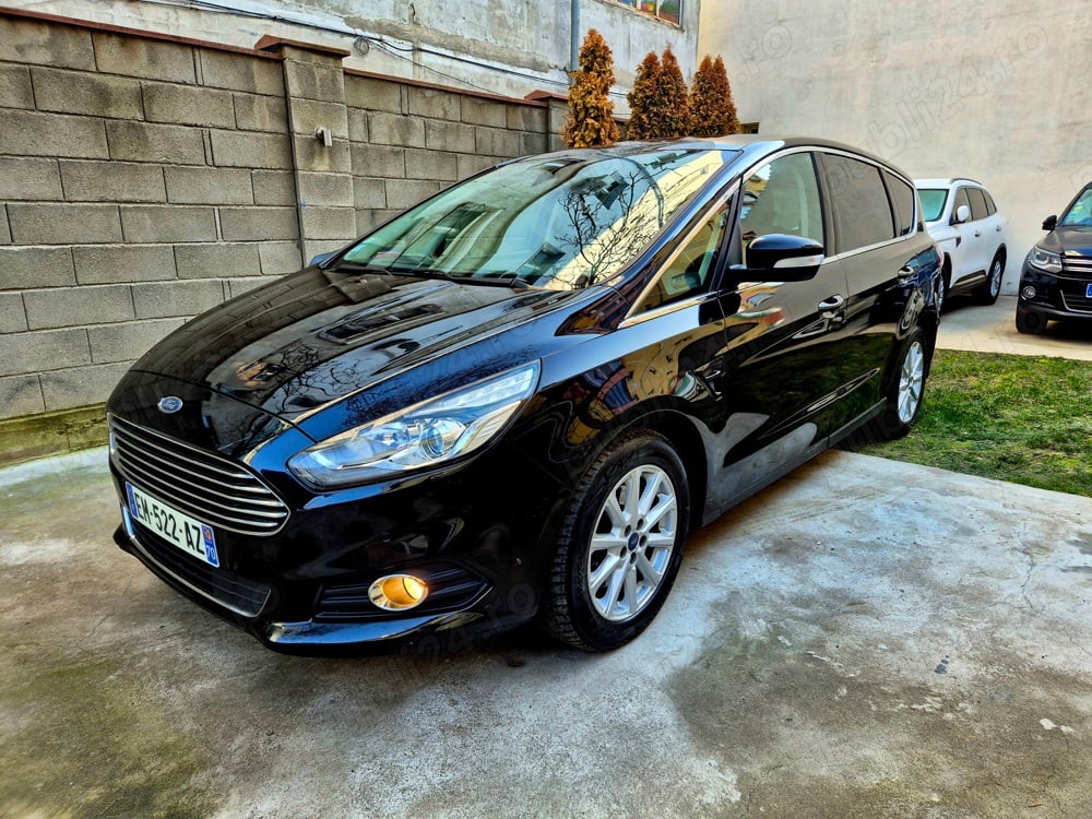 Ford S-Max