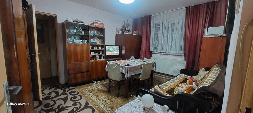 Apartament cu 3 camere ,pozitie excelenta, Astra