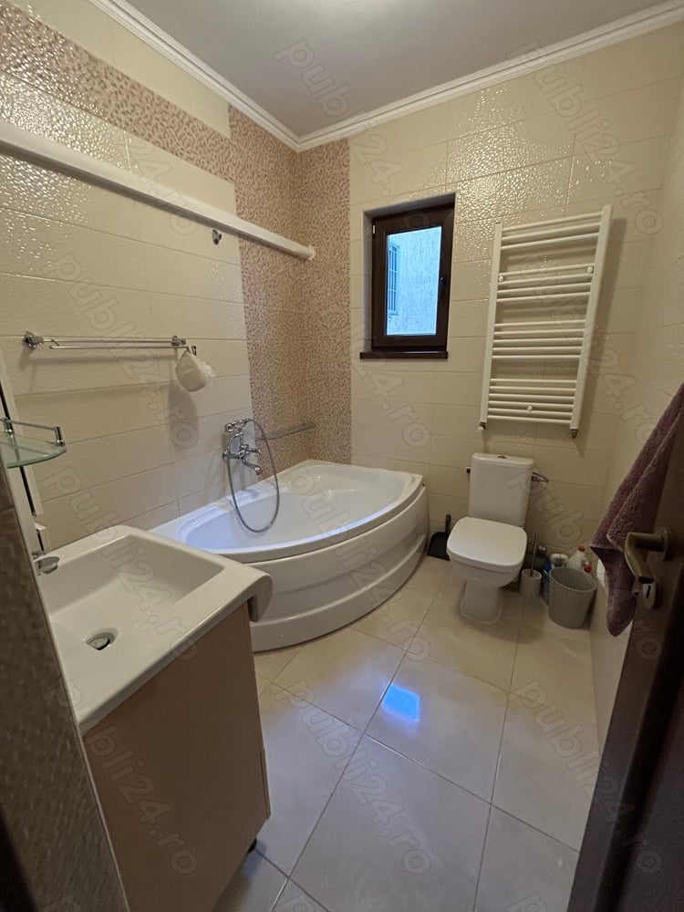 Apartament cu 2 camere de vânzare