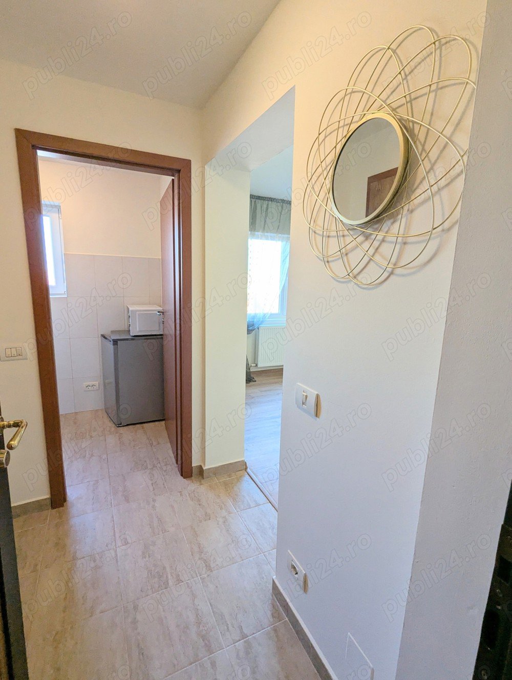 Proprietar vand apartament 1 camera zona ultracentrala Piata Mica