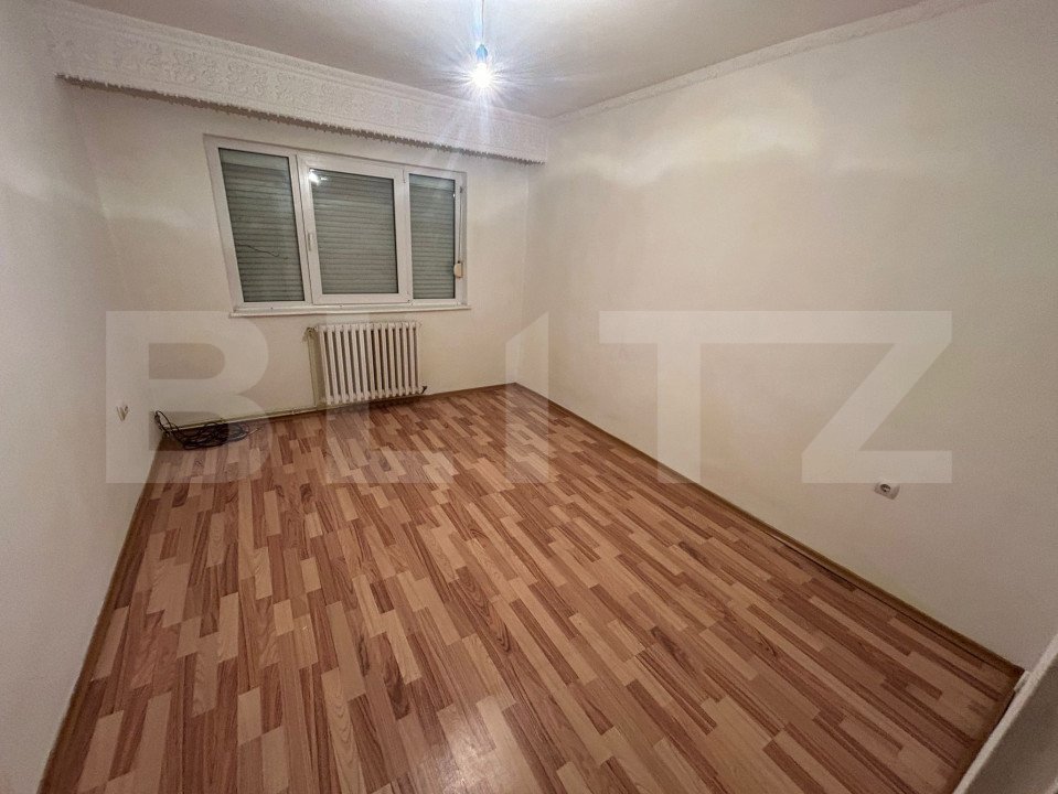 Apartament decomandat cu 2 camere, 49 mp, zona Cetate