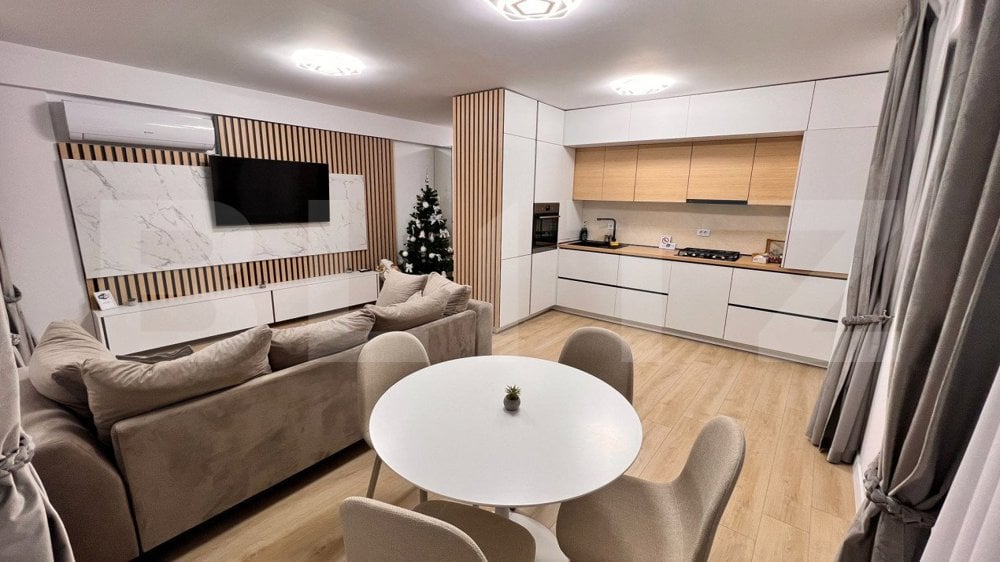 Apartament cu 3 camere, 80 mp, zona Calea Bucuresti