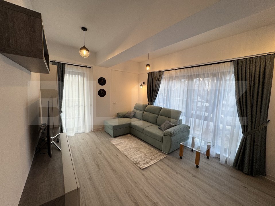 Apartament cu 2 camere 64mp, prima inchiriere, parcare, zona centrala