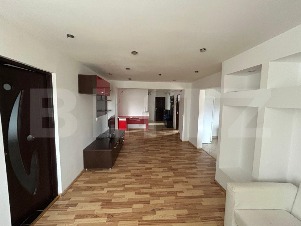 Apartament de inchiriat cu 4 camere, 110 mp, zona de Nord