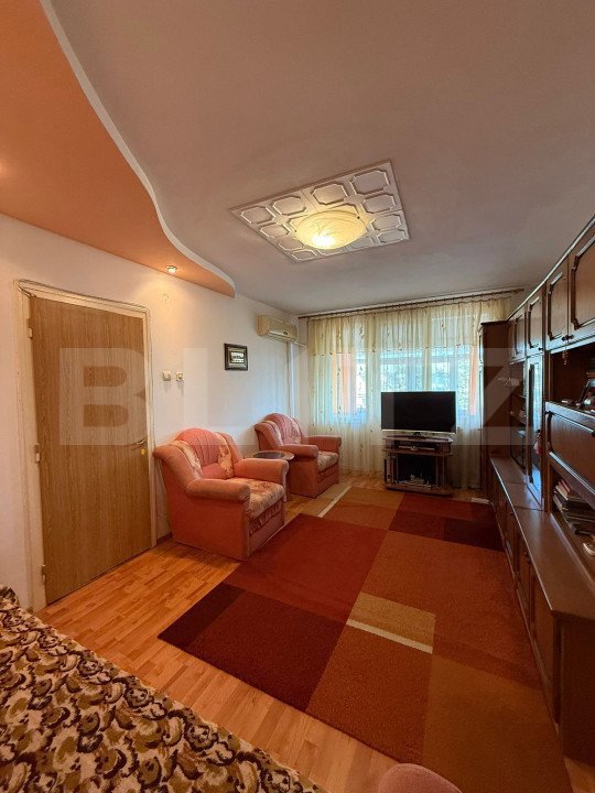 Apartament 2 camere, 50 mp, semidecomandat, zona Grivita