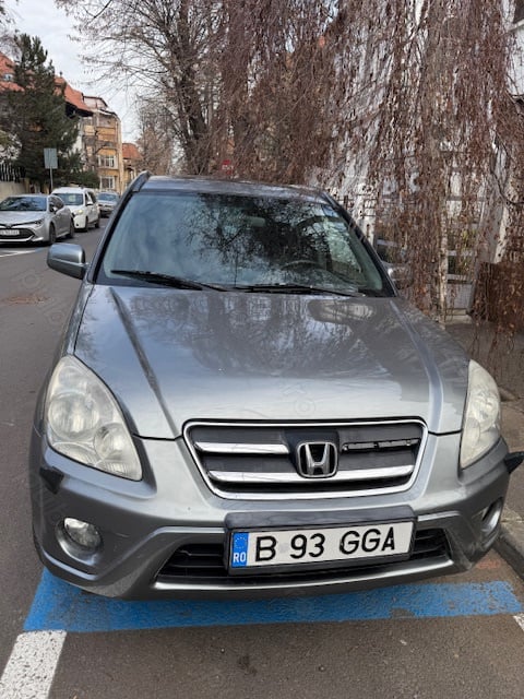 Vind autoturism HONDA CRV