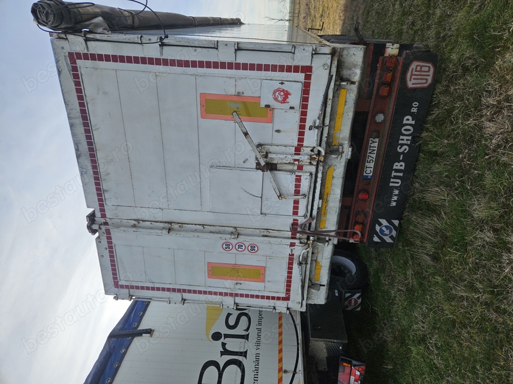 Ofer spre chirie 6 bene de cereale