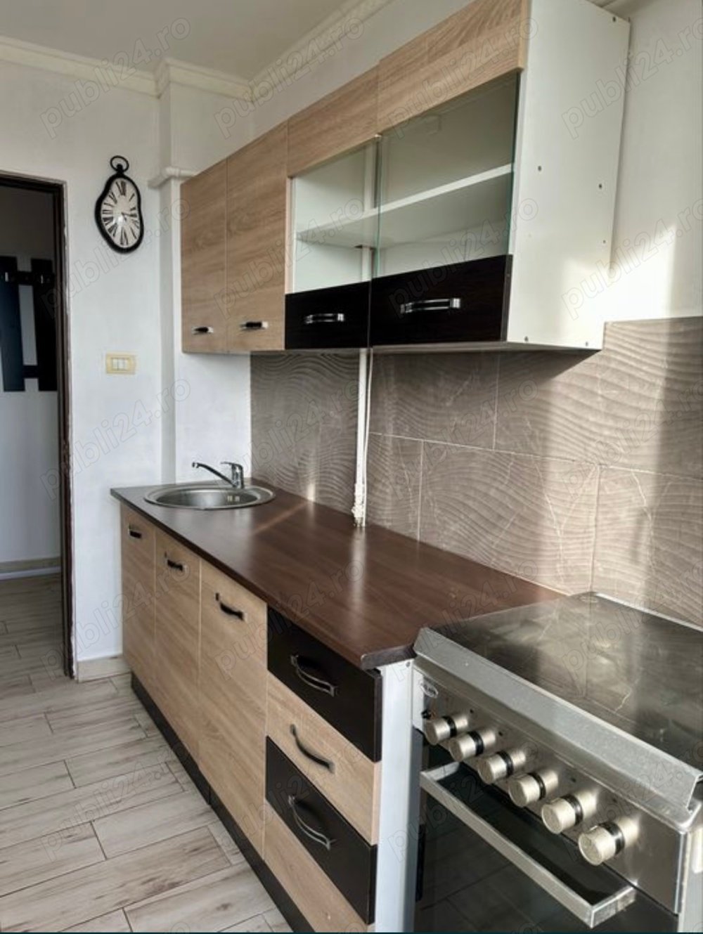 Apartament 3 Camere Ultracentral De Închiriat 