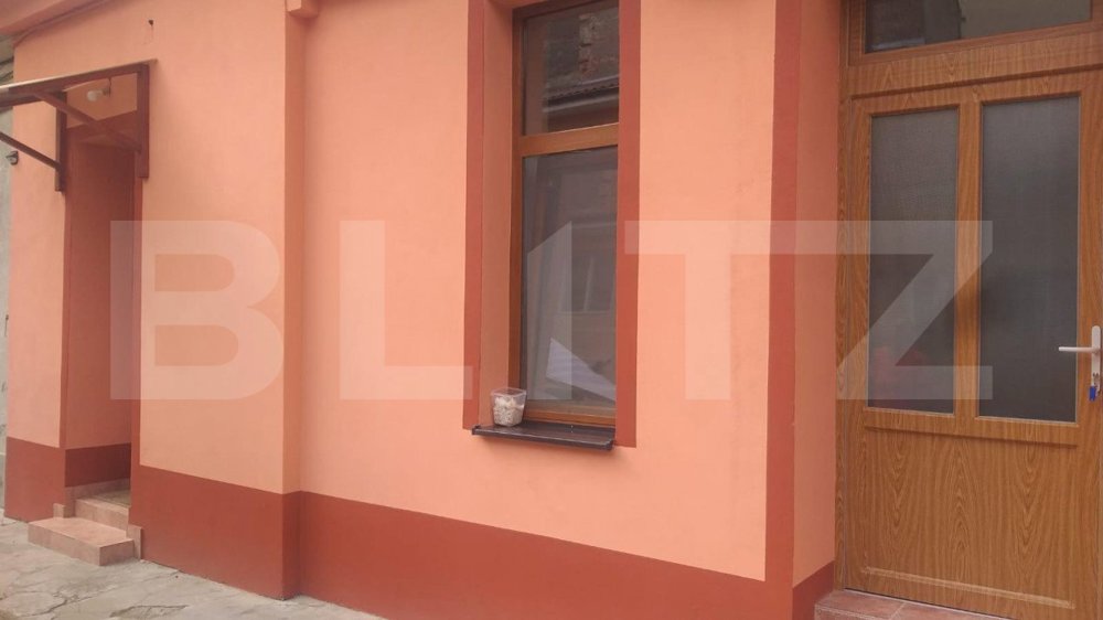 Apartament de vanzare, 3 camere, 72 mp, ultracentral