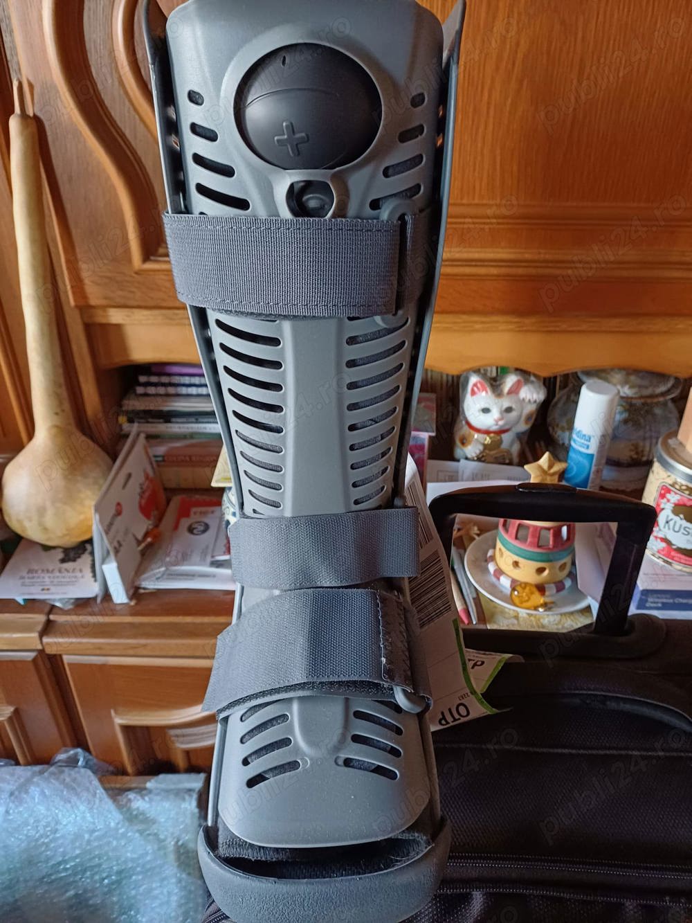 Orteza Ossur Air Walking cu pompita 