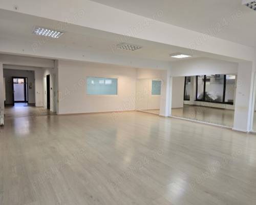 Spațiu comercial, sala de dans, activități recreative