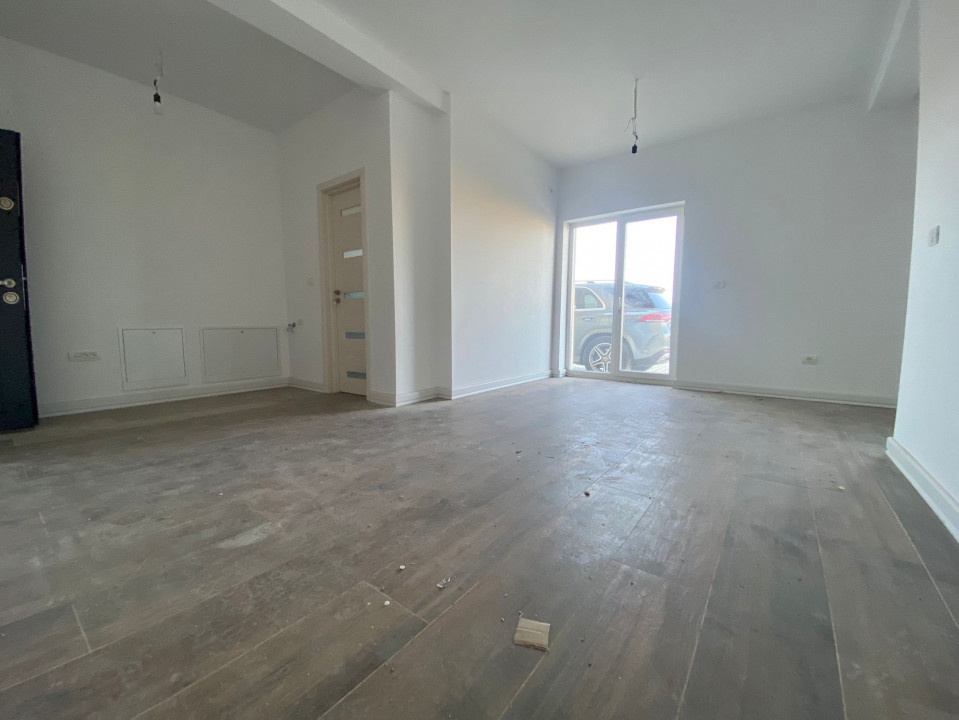 Apartament 3 camere, semidecomandat,62 mp utili,etaj P/3 -  Torontalului