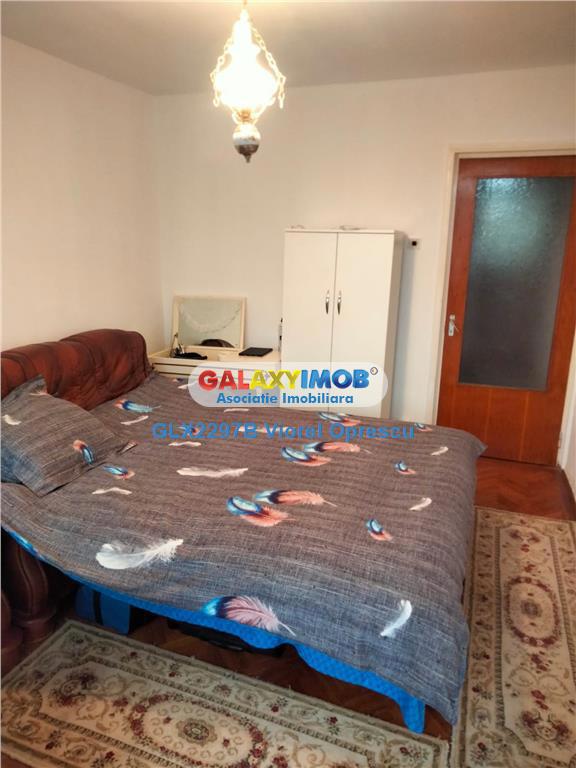 Apartament 3 camere, semidecomandat, Trapezului, Metrou , Titan