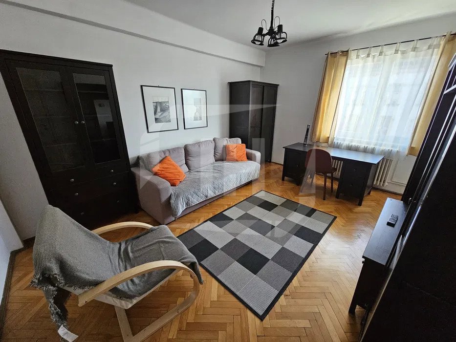 Apartament 2 camere, 43 mp, decomandat, zona Horea