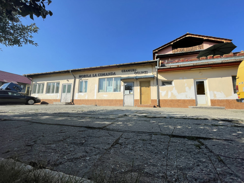 Casa de Vânzare plus Spatii comerciale, total 785 mp, Zona Jovial în Motru