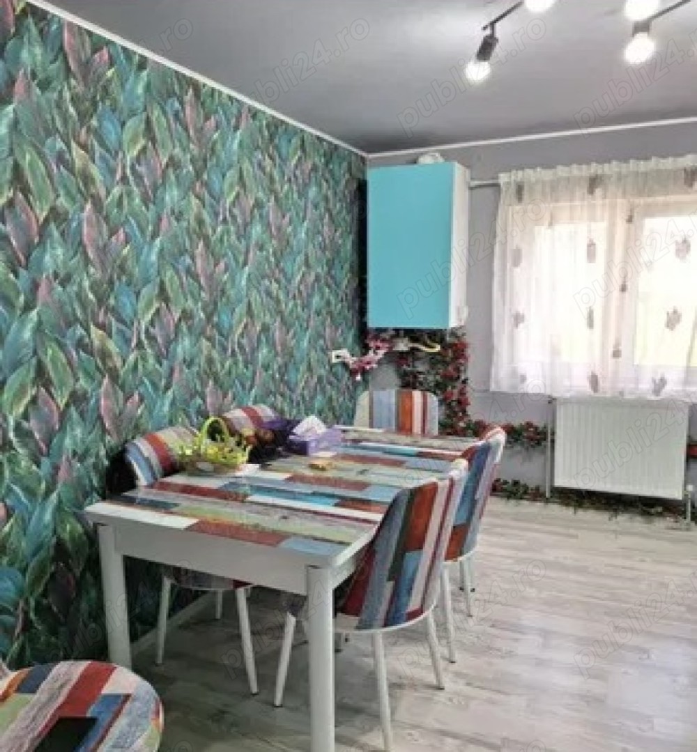 Apartament cu 3 camere în Calea Aradului decomandat