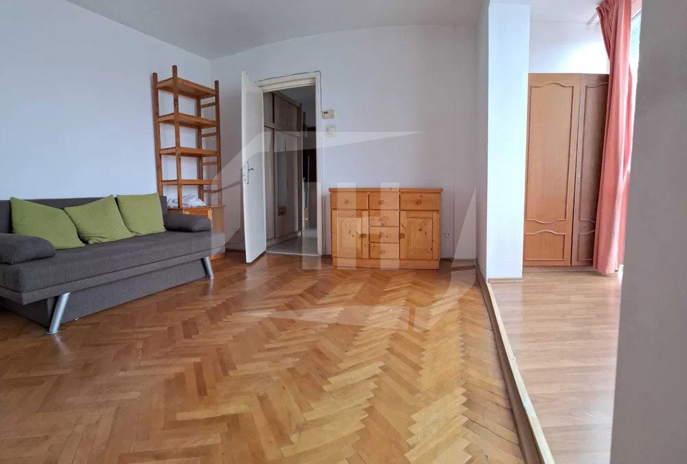 Apartament 3 camere, boxa depozitare, in Gheorgheni!