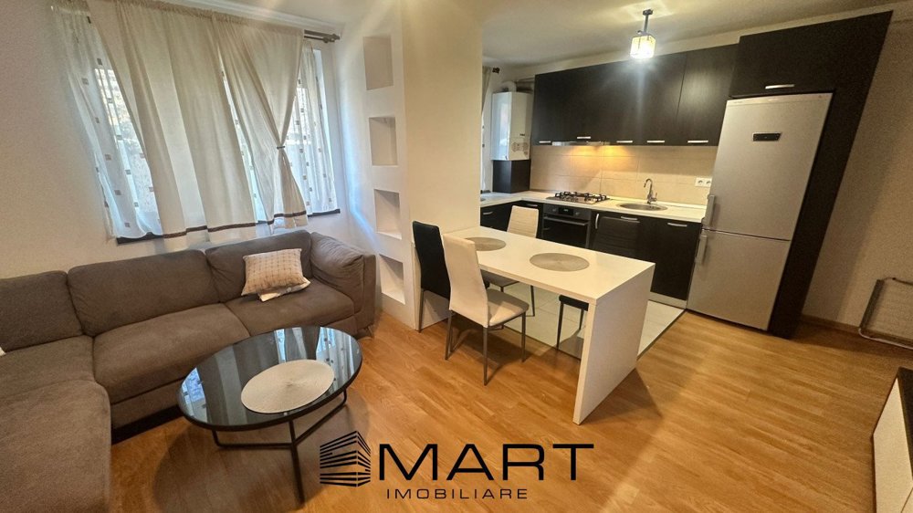 Apartament 2 camere decomandate zona Tractorul CORESI