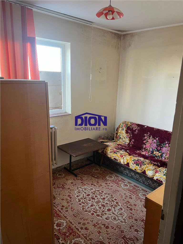 Vanzare apartament 2 camere