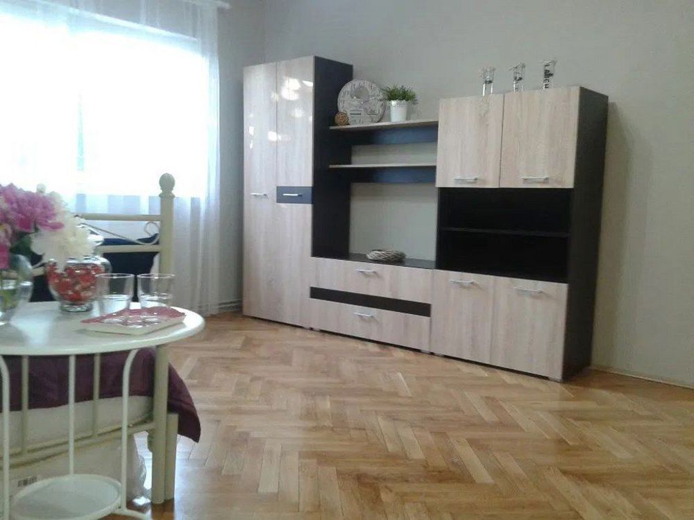 7 Noiembrie - Apartament 2 camere - Str. Faget, Tg. Mures