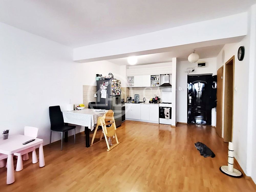 Apartament cu 2 camere de vanzare în Prima Nufărul, Oradea