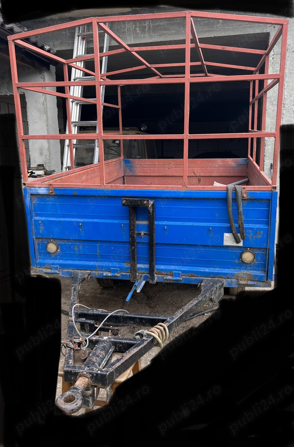 Vand remorca utilitara Camion cu coviltir cu nr de RO