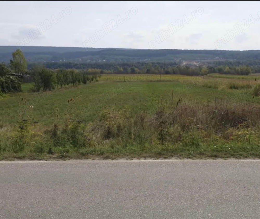 Teren de vanzare la 12 min de Pitesti pe autostrada 