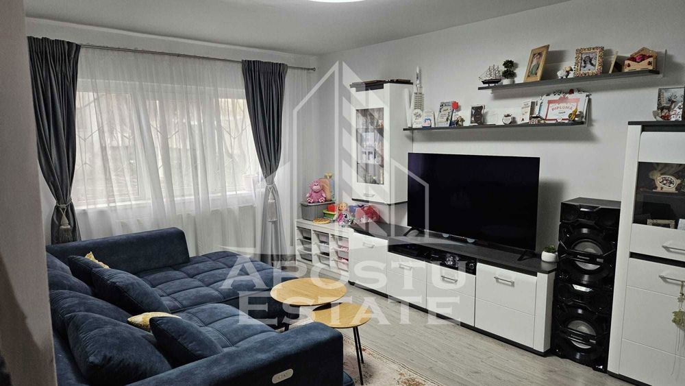 Apartament cu 2 camere, decomandat, situat in zona Soarelui