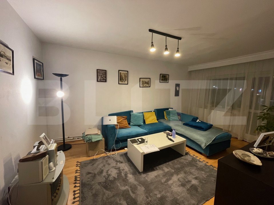 Apartament decomandat cu 3 camere, 72 mp