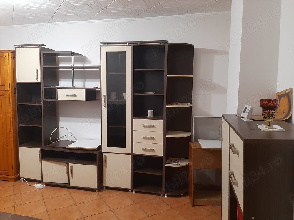 Navodari, vand apartament 2 camere zona sud , parter cu gaze