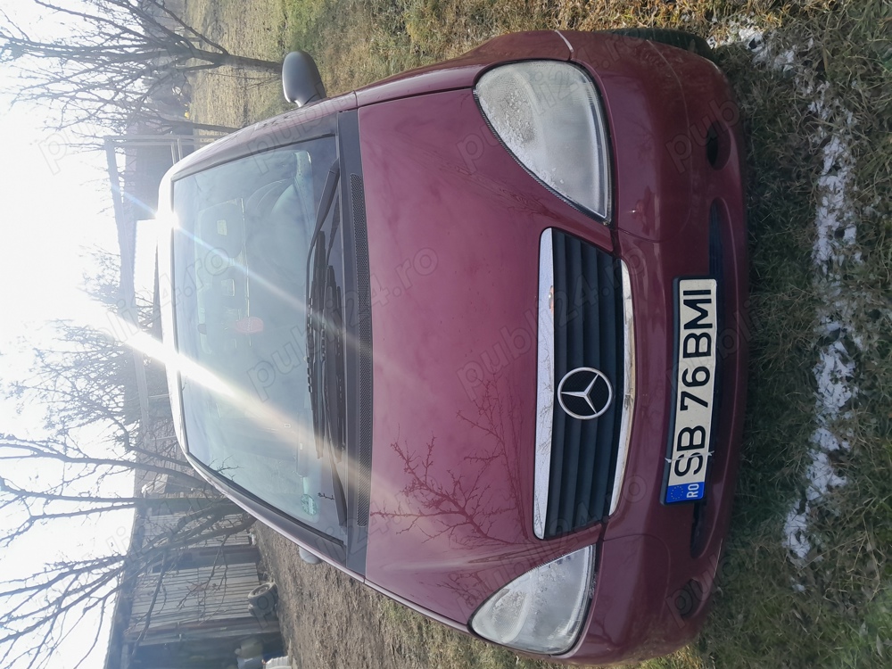 Mașină Mercedes Benz 