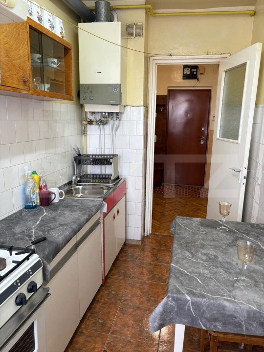 Apartament 2 camere, decomandat, zona BIG