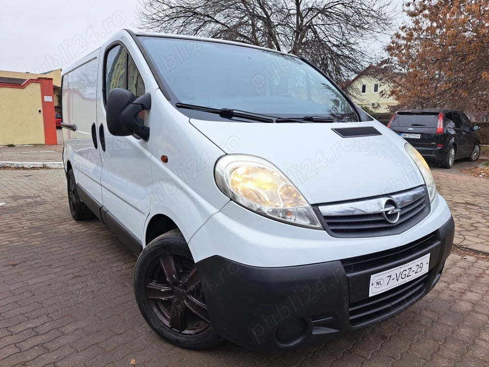 Opel Vivaro 2010 ,2.0cdti 114cp 3 locuri clima