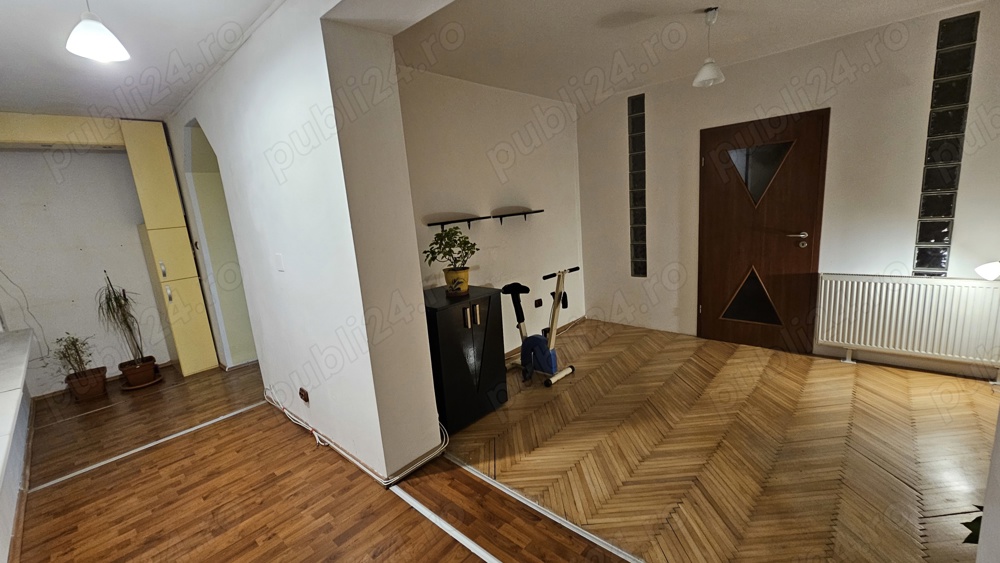 apartament 60 mp, parcare si beci