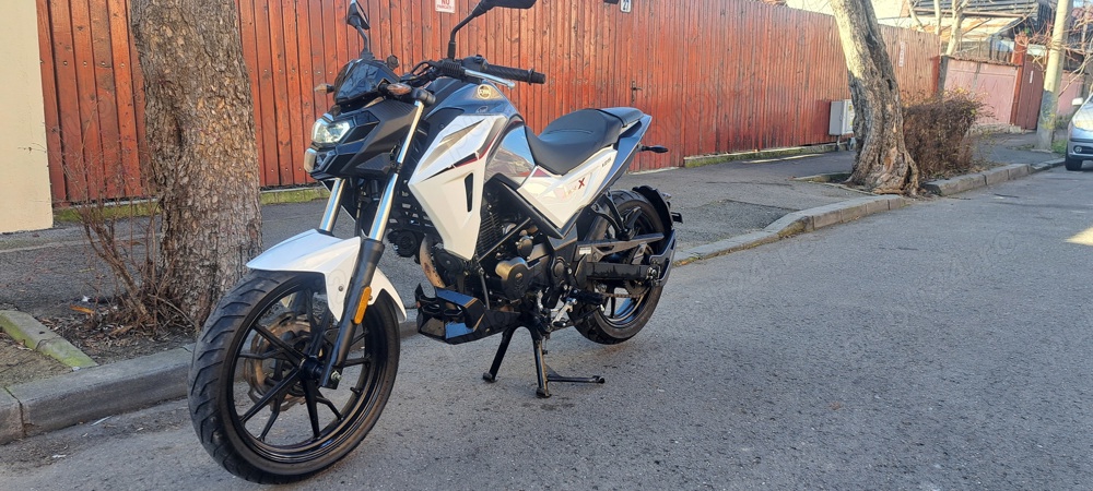 Moto Sym Nhx 125cc   2  km !