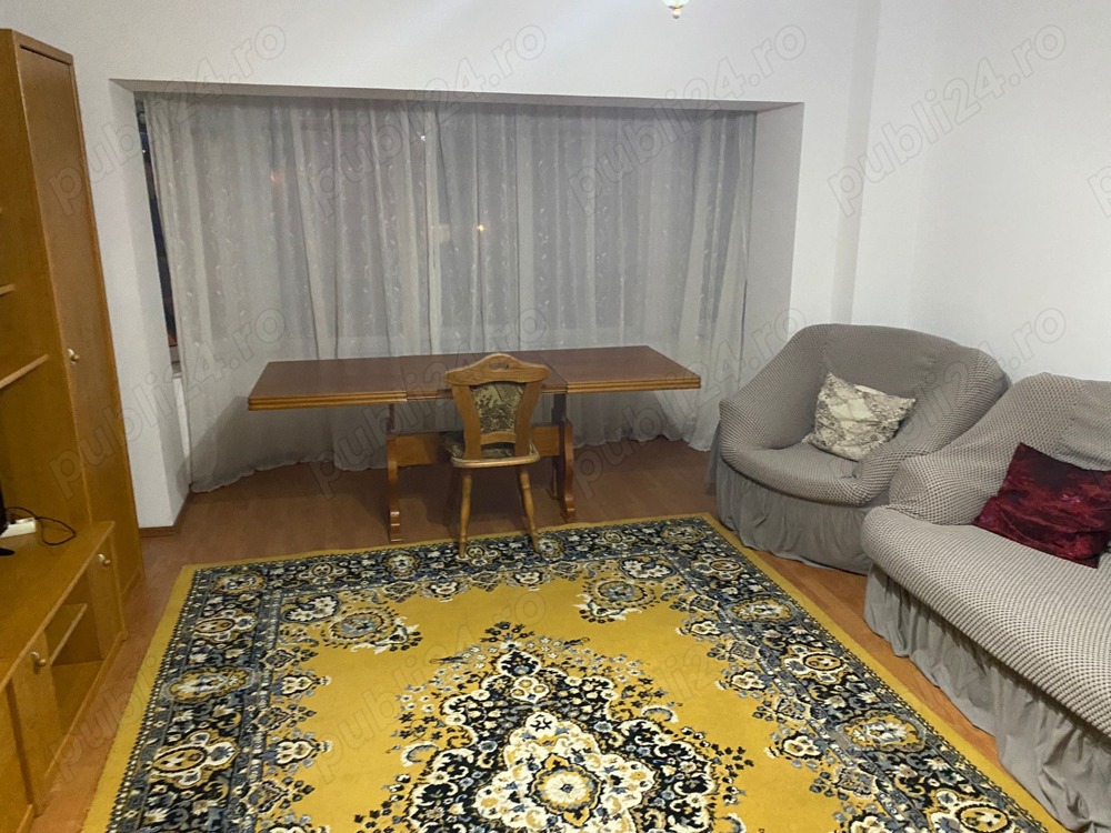 Stadion Farul , inchiriez apartament 3 camere decomandate , 90 mp cu 2 dormitoare si loc de parcare 