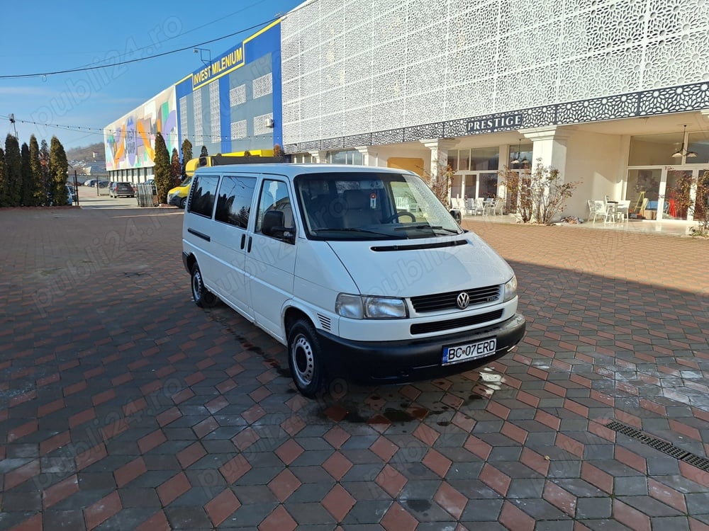 Vw caravelle t4. An 2003. Clima. 7 locuri. Fiscal. Bacau. 4000 euro