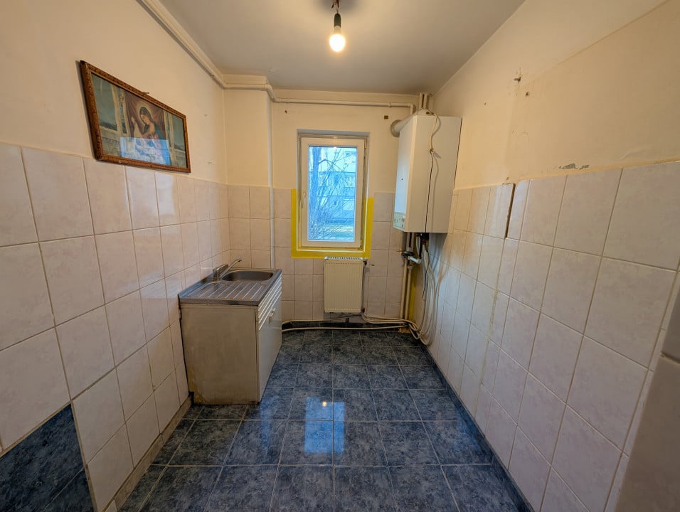 Apartament 2 camere zona Posta Mioriței parter + balcon