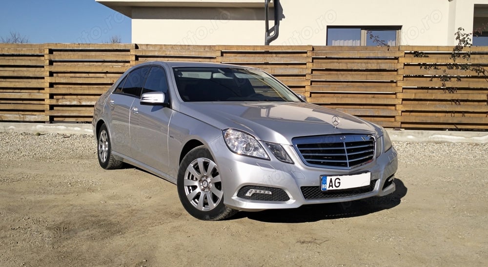 Mercedes BENZ E220 -2.2 CDI 170 CP- Bi-xenon Clima Automat Carlig