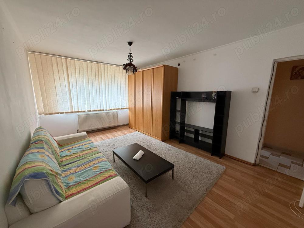 Apartament 3 camere de vanzare in Topoloveni