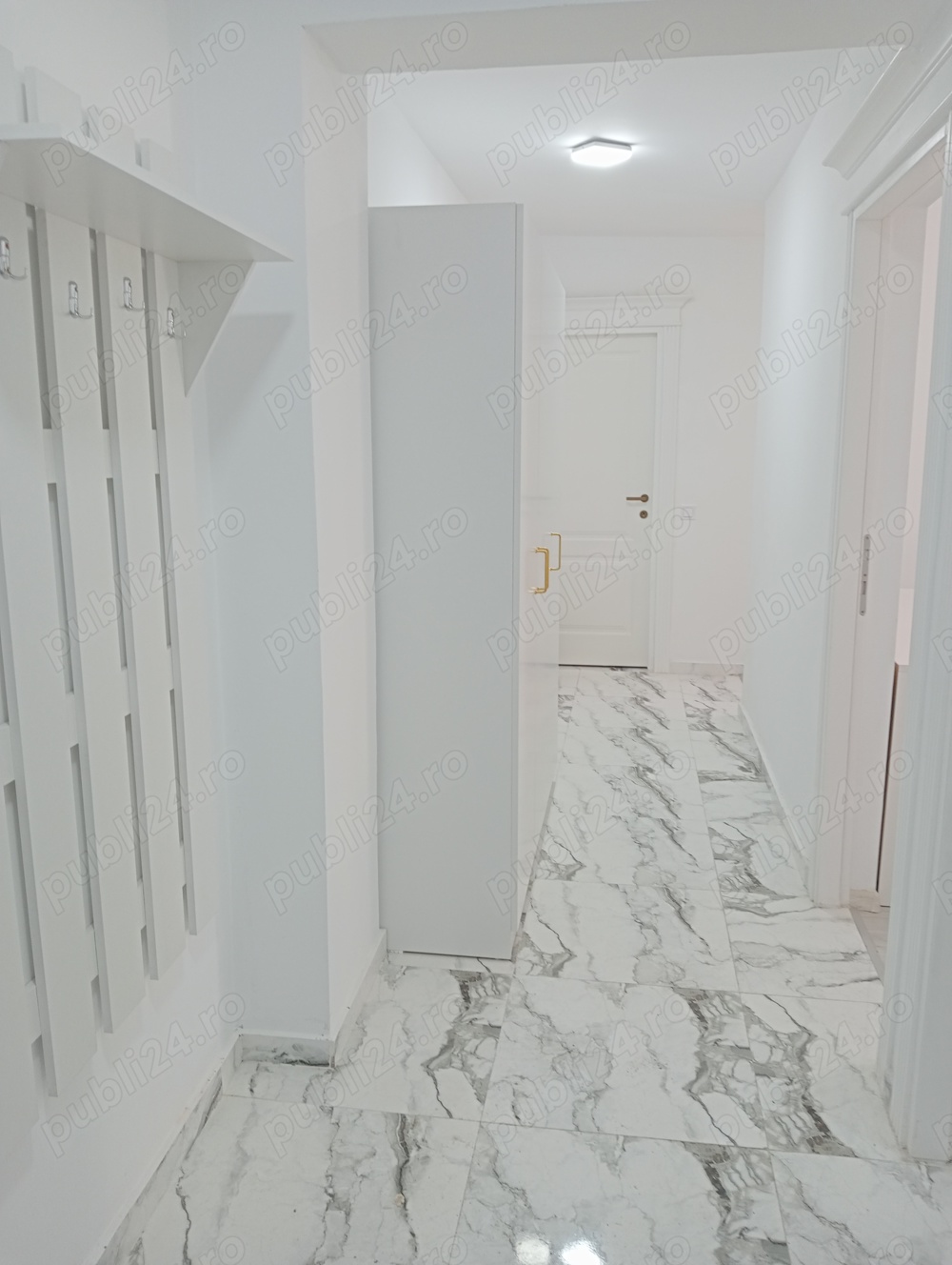 Apartament de închiriat