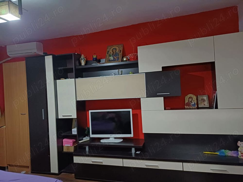 Închiriez apartament cu o cameră lângă piața Aurora